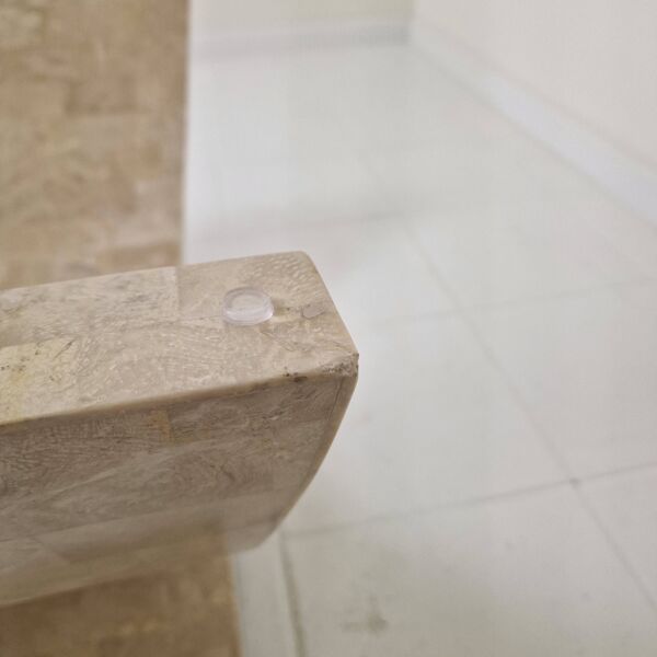 Table à café en pierre de Mactan ou table en pierre fossile, années 1990