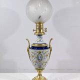 Lampe à pétrole en faïence, époque Napoléon III, milieu XIXème