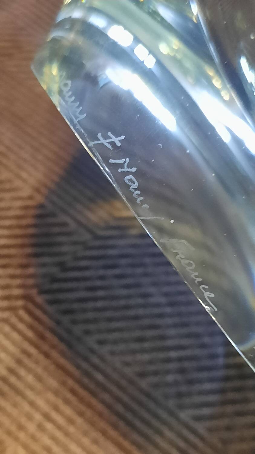 Empty pocket Daum France