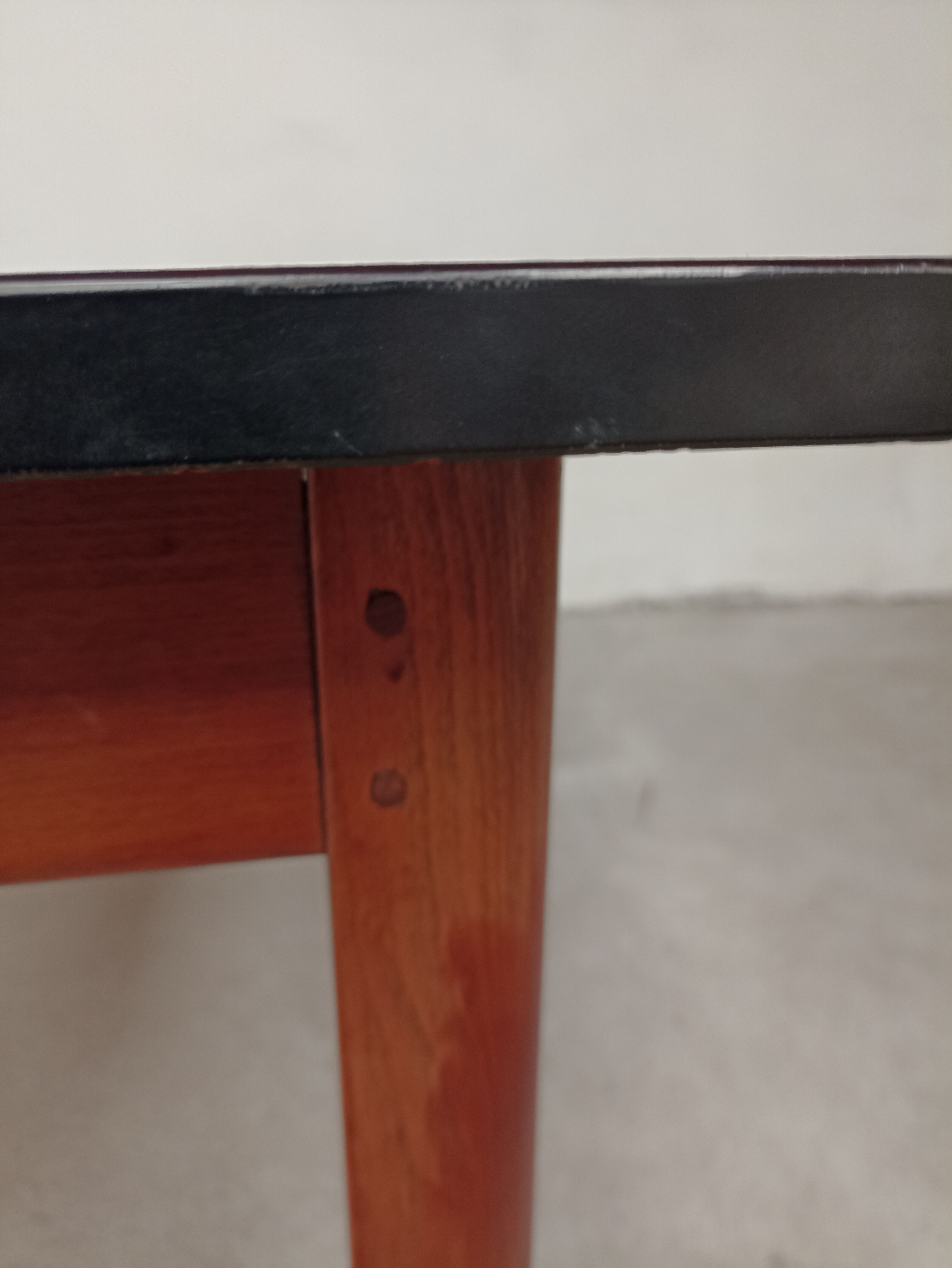 Table bistrot vintage