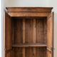 Armoire ancienne en bois massif