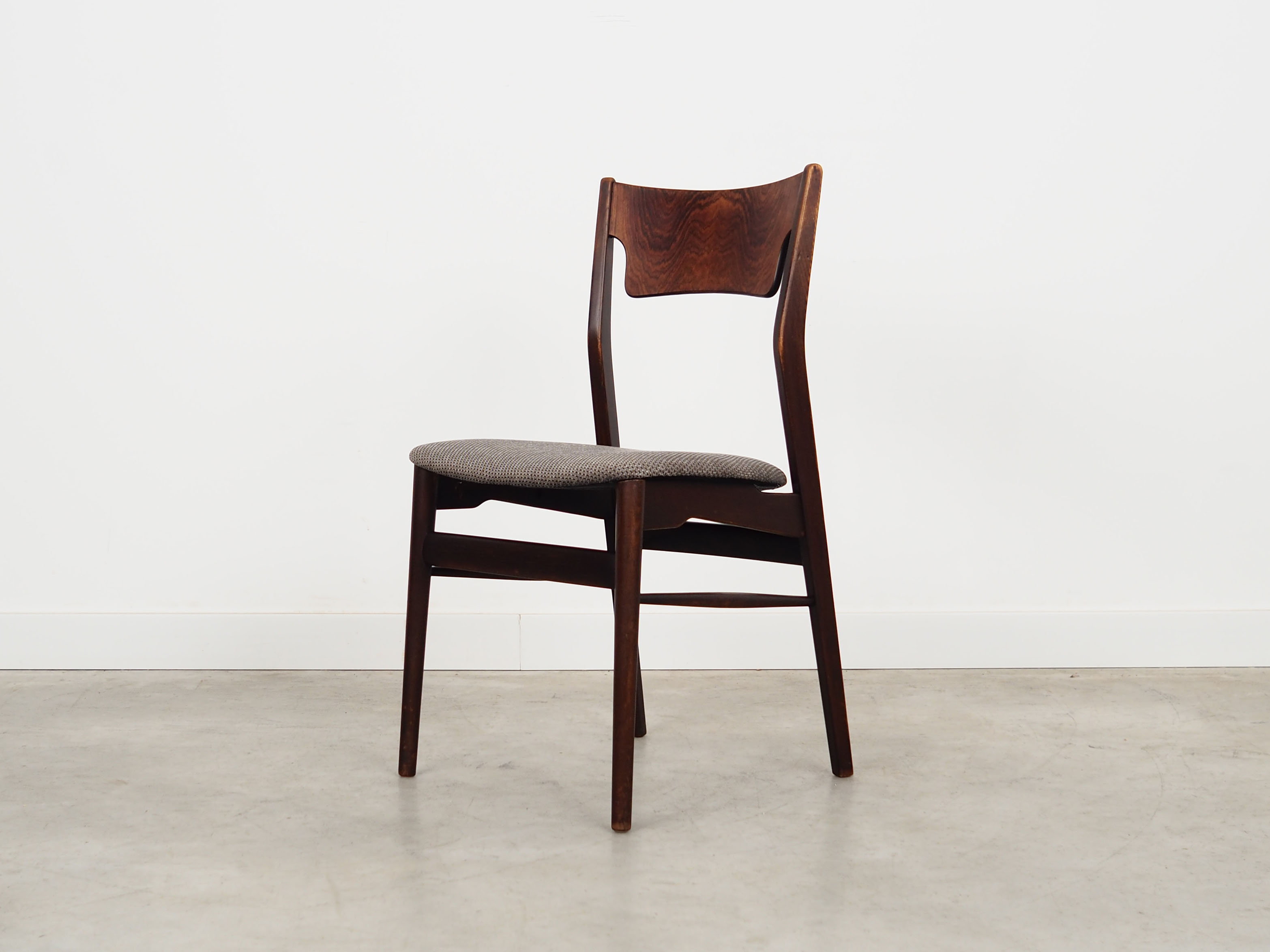 Set of six oak chairs, Danish design, 1970s, production: Denmark