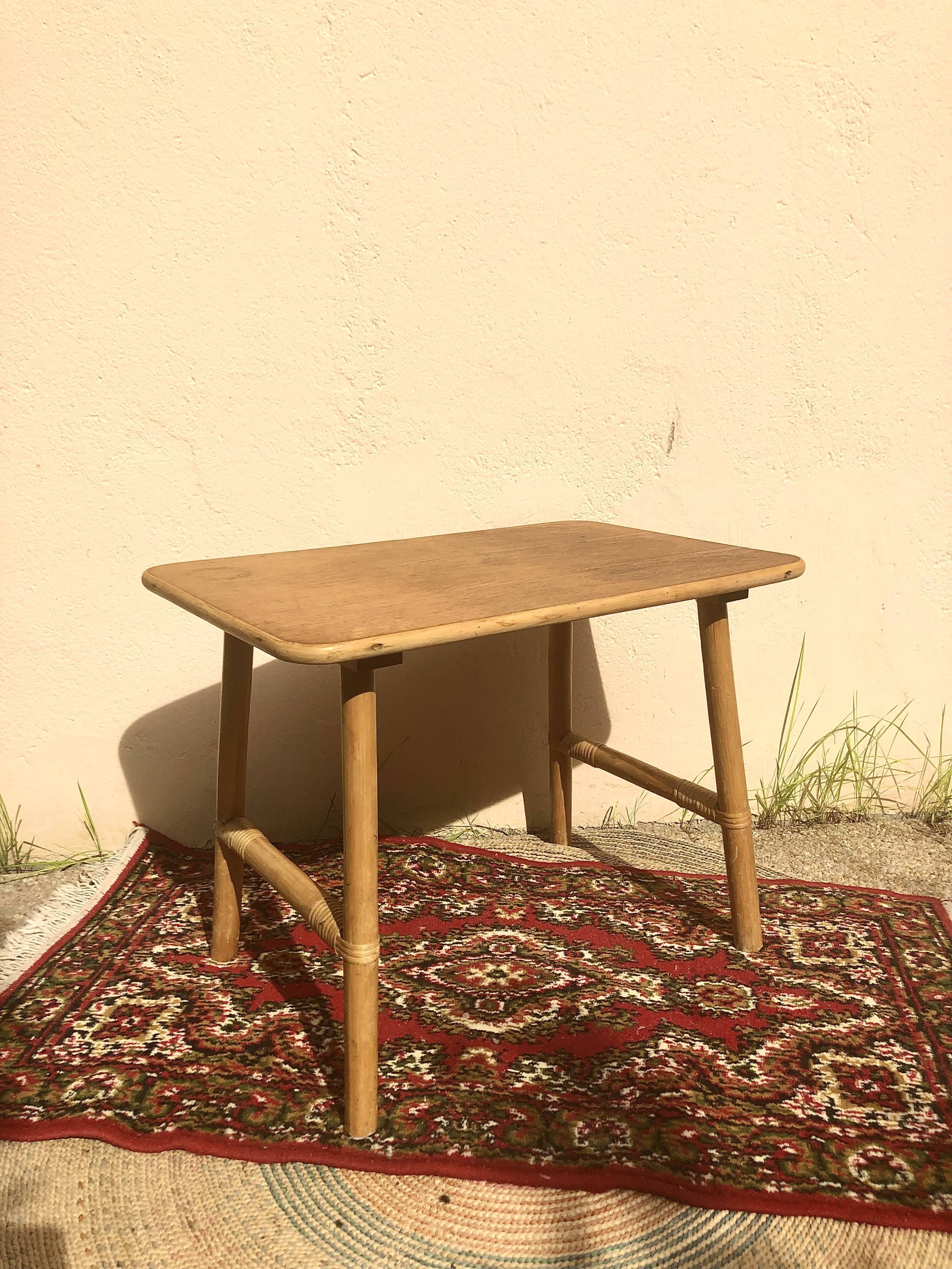 Vintage bamboo / rattan coffee table