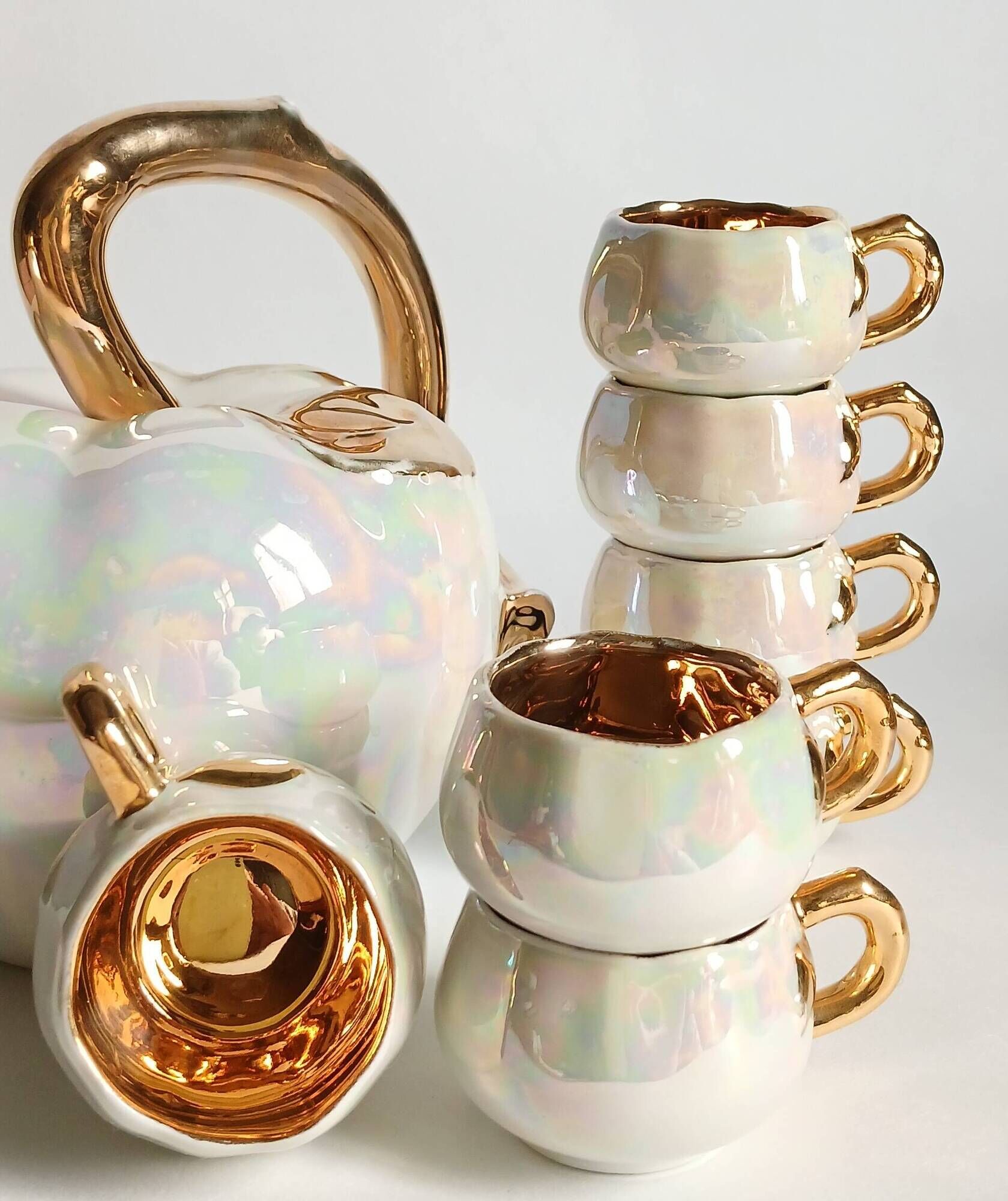 Fruit-shaped liqueur service in porcelain or tea set with its mirror tray.