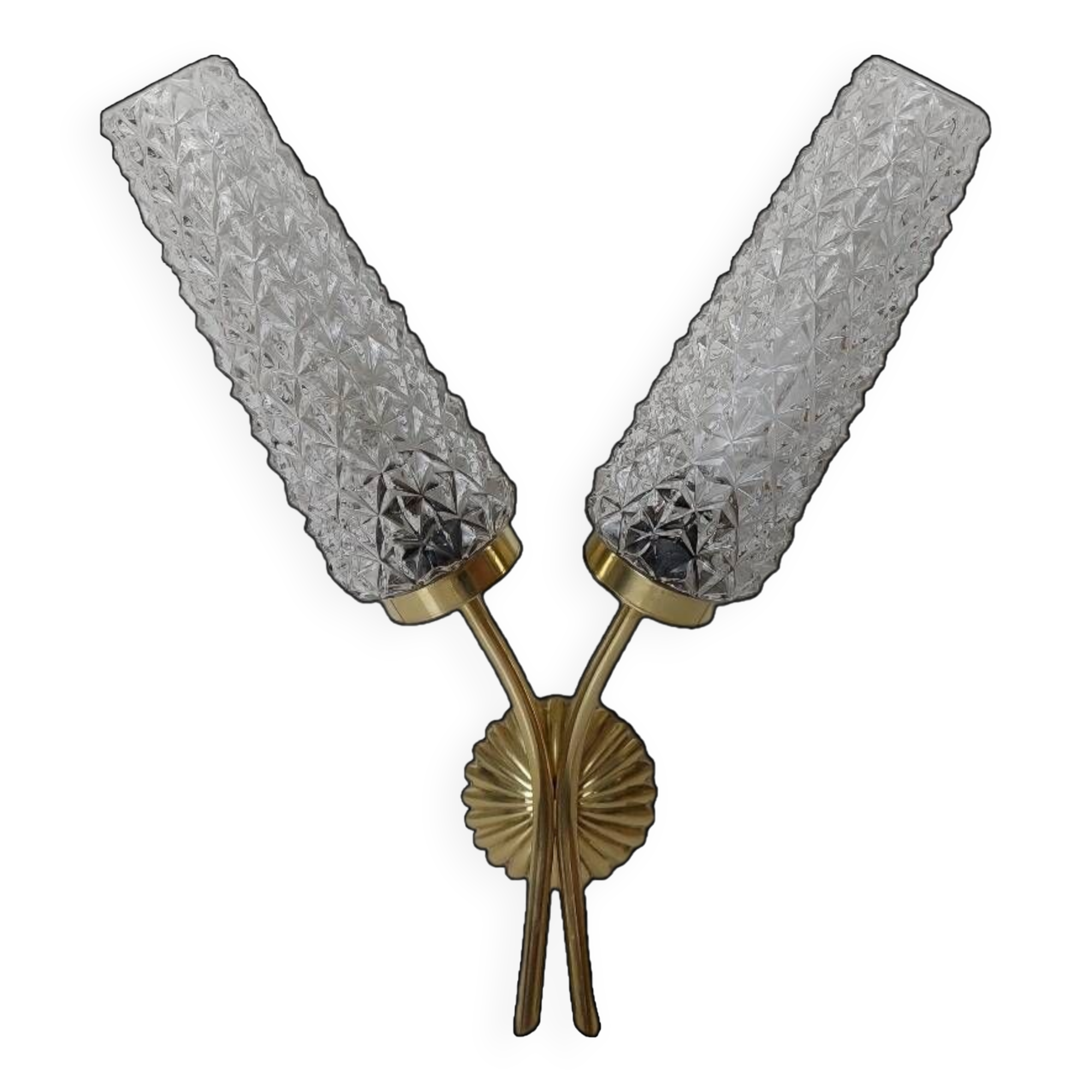 Gold wall light with diamond tips