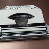 Antares Capri model typewriter from the 1960s (RARE)