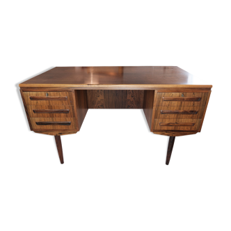 Desk in rosewood by A.P. Møbler, Svenstrup J., from the 1960s