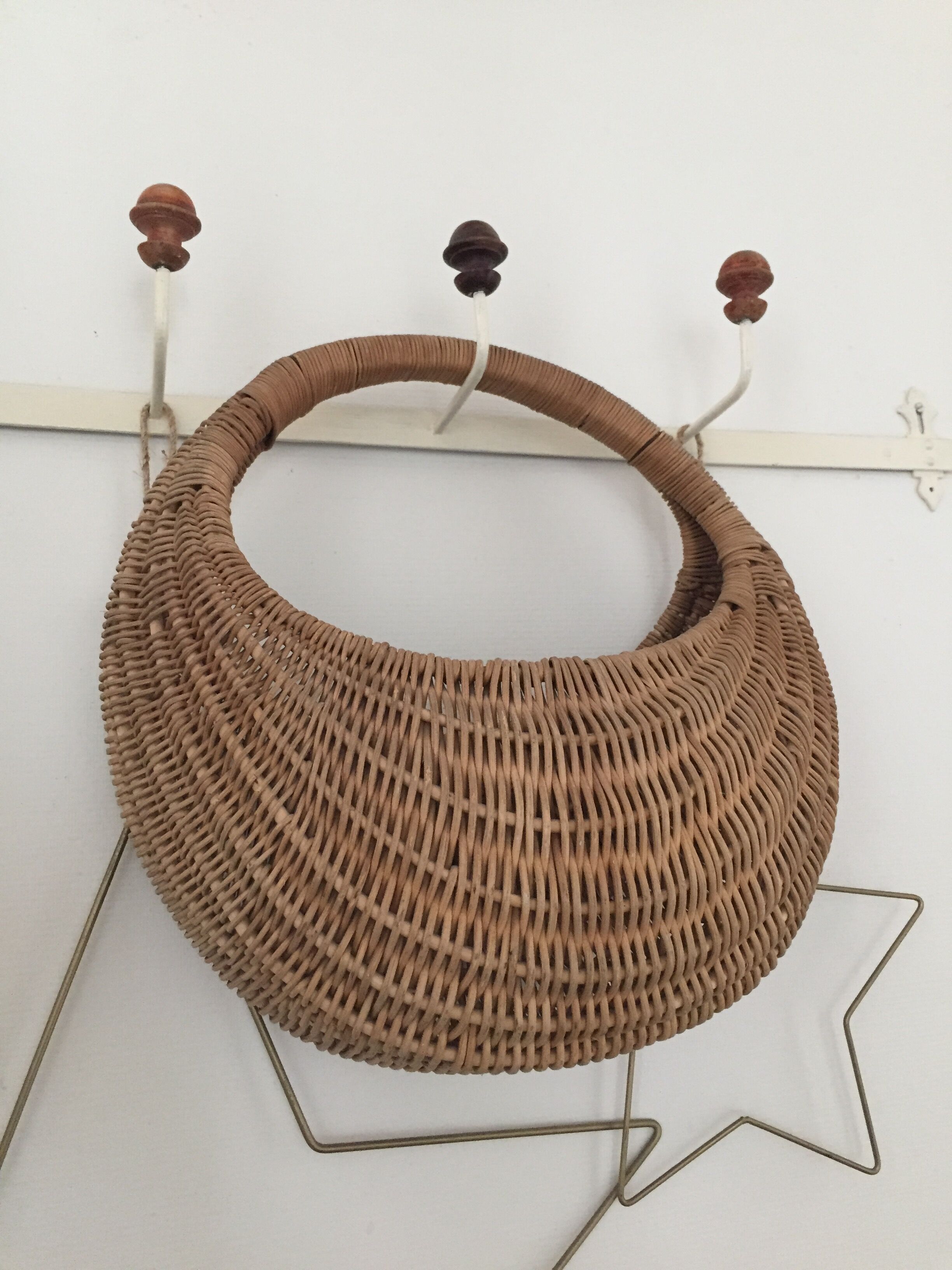60s gondola basket