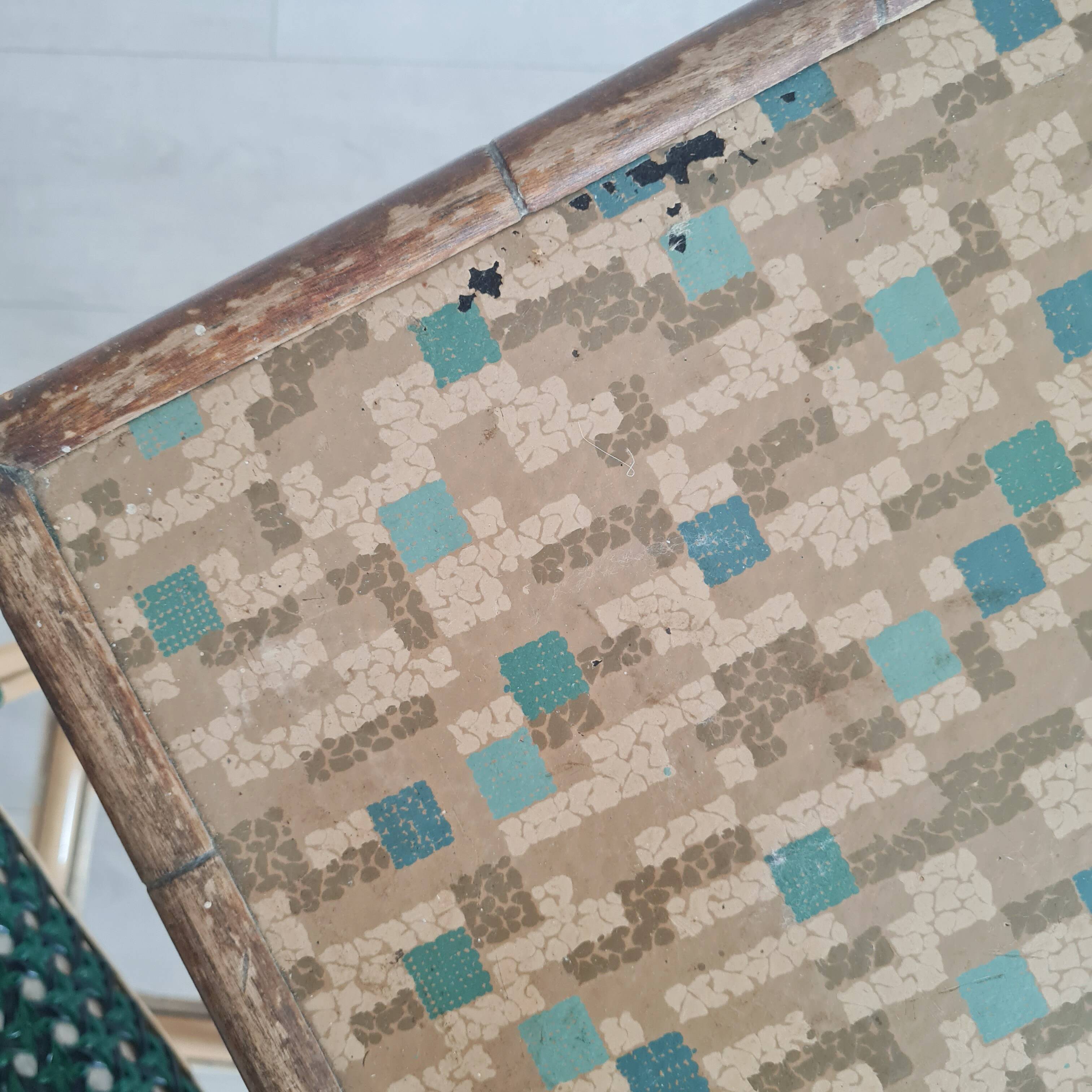 Old wooden table with turned legs - speckled top