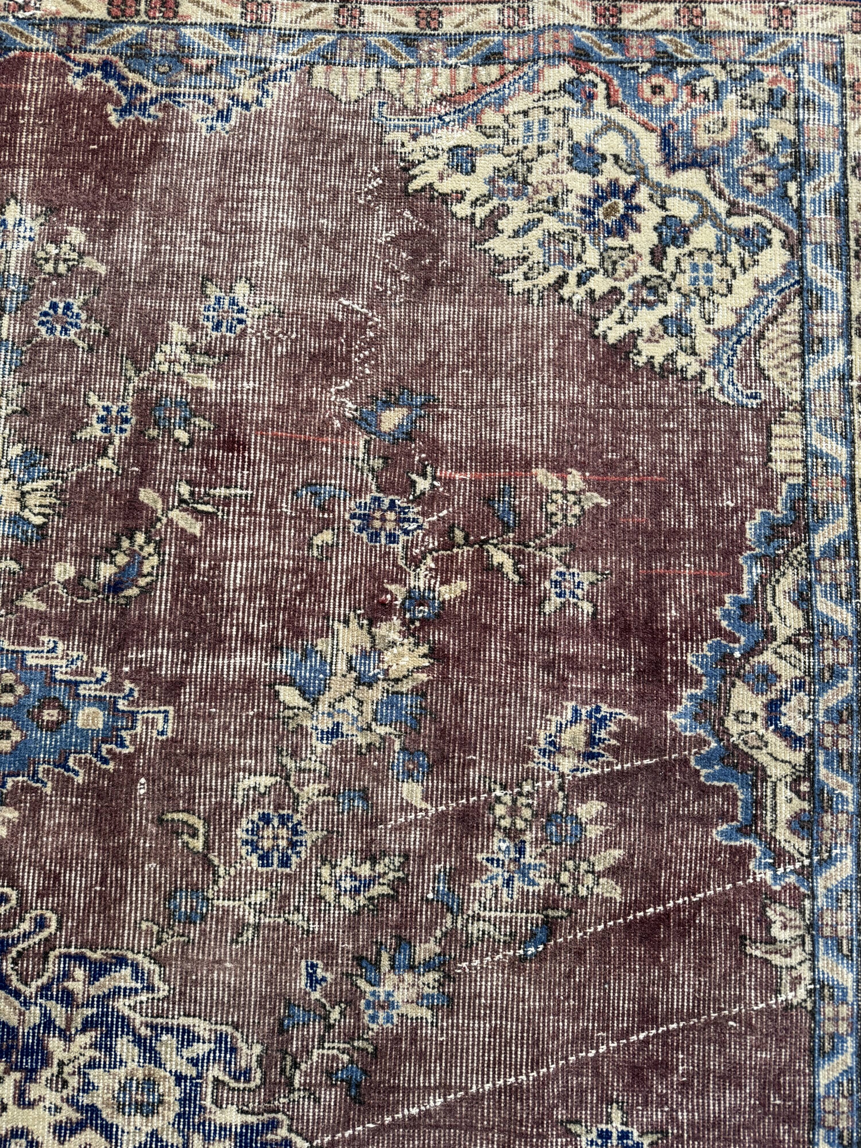 Tapis oriental vintage 205x300 cm, laine nouée à la main, tons rouge bleu beige, tapis turc