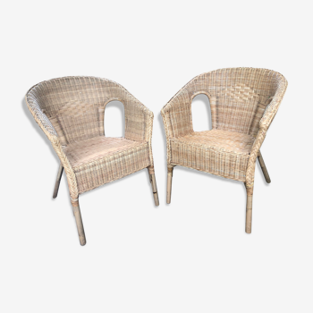 Pair of wicker armchairs