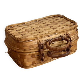 Wicker box suitcase
