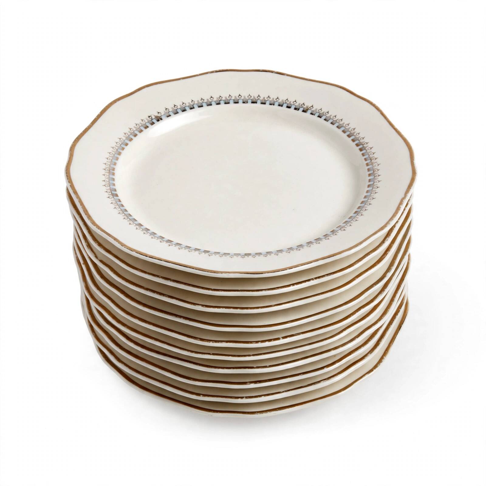 Service of 13 pieces in Longwy faience. Auteuil model, 10 plates, 1,