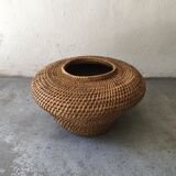 Basket in rattan