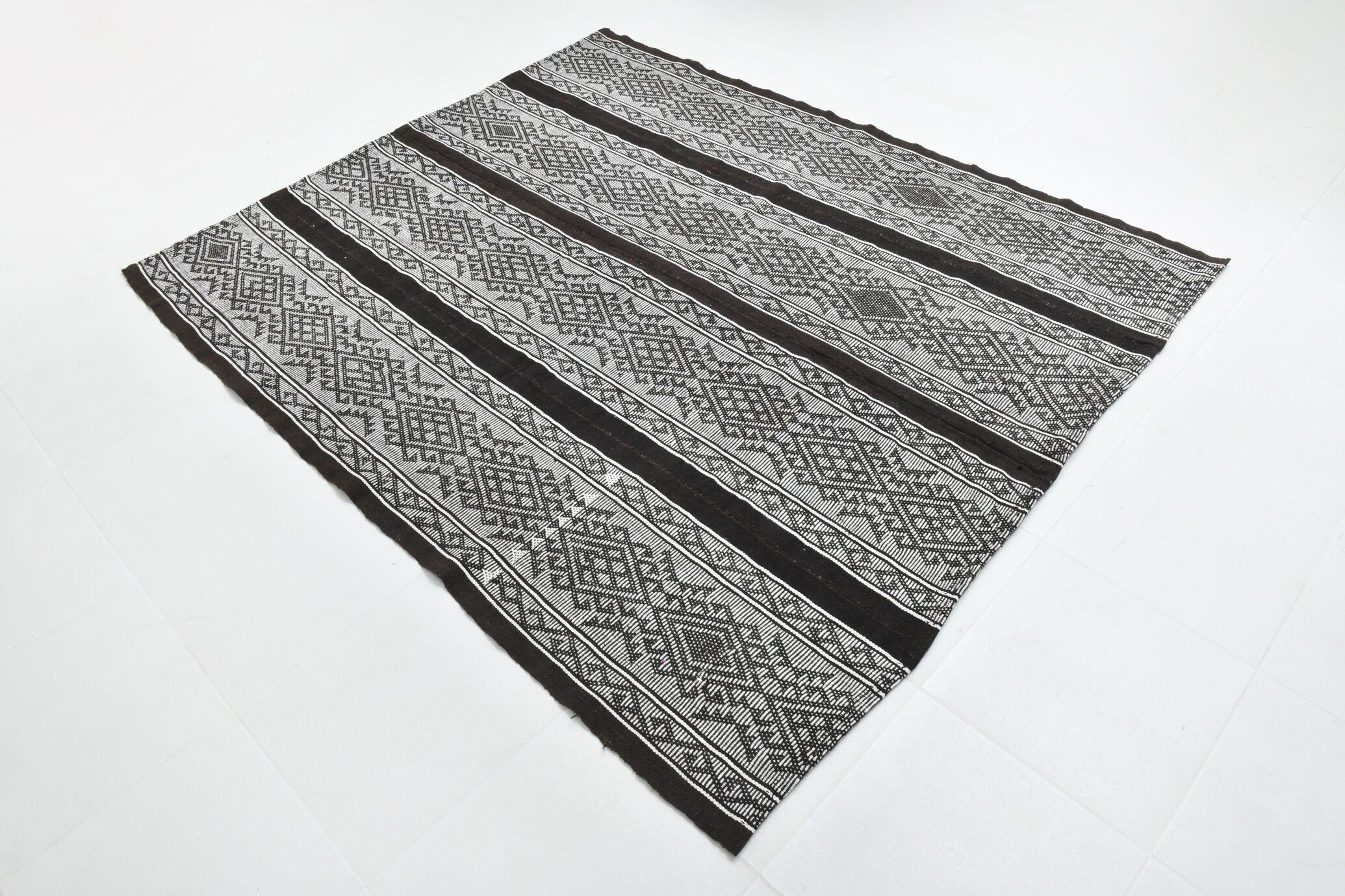 6x8 minimalist modern bohemian vintage rug 240x190cm