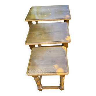 Tables gigogne