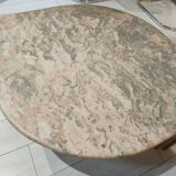 Table basse en marbre, forme goutte d'eau vieux rose