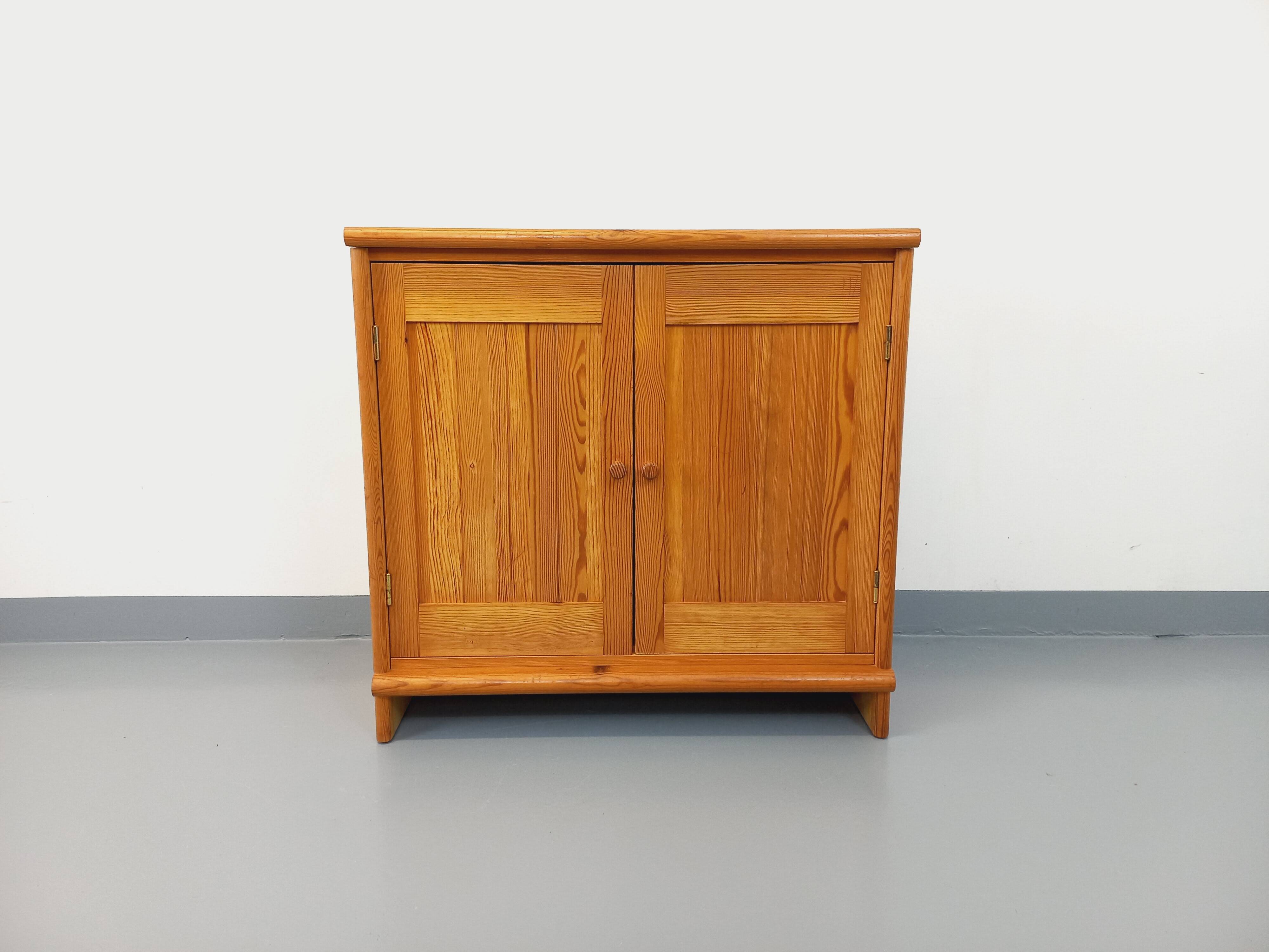 Vintage pine storage unit from the 60s 70s