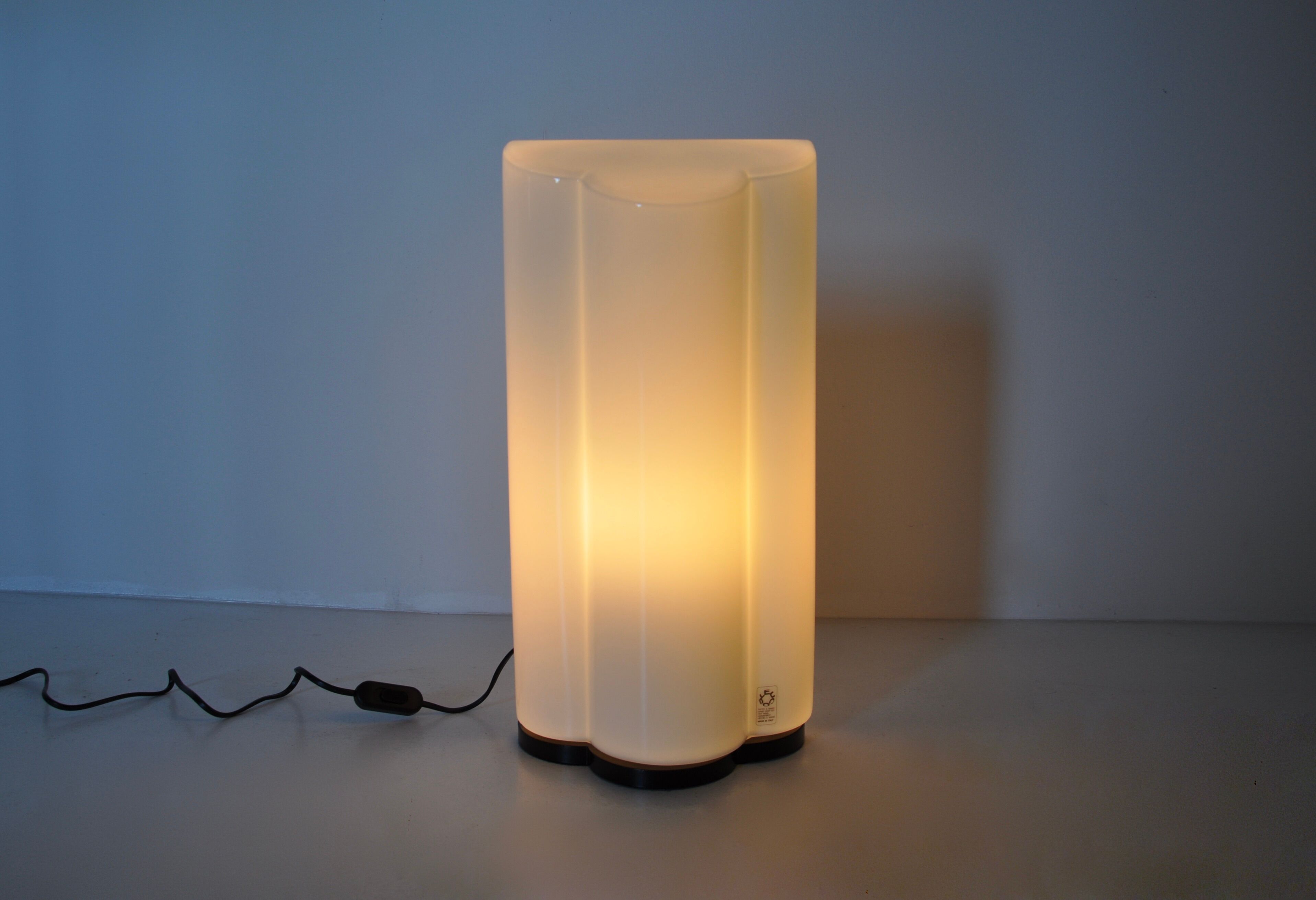 Large Italian Lamp p