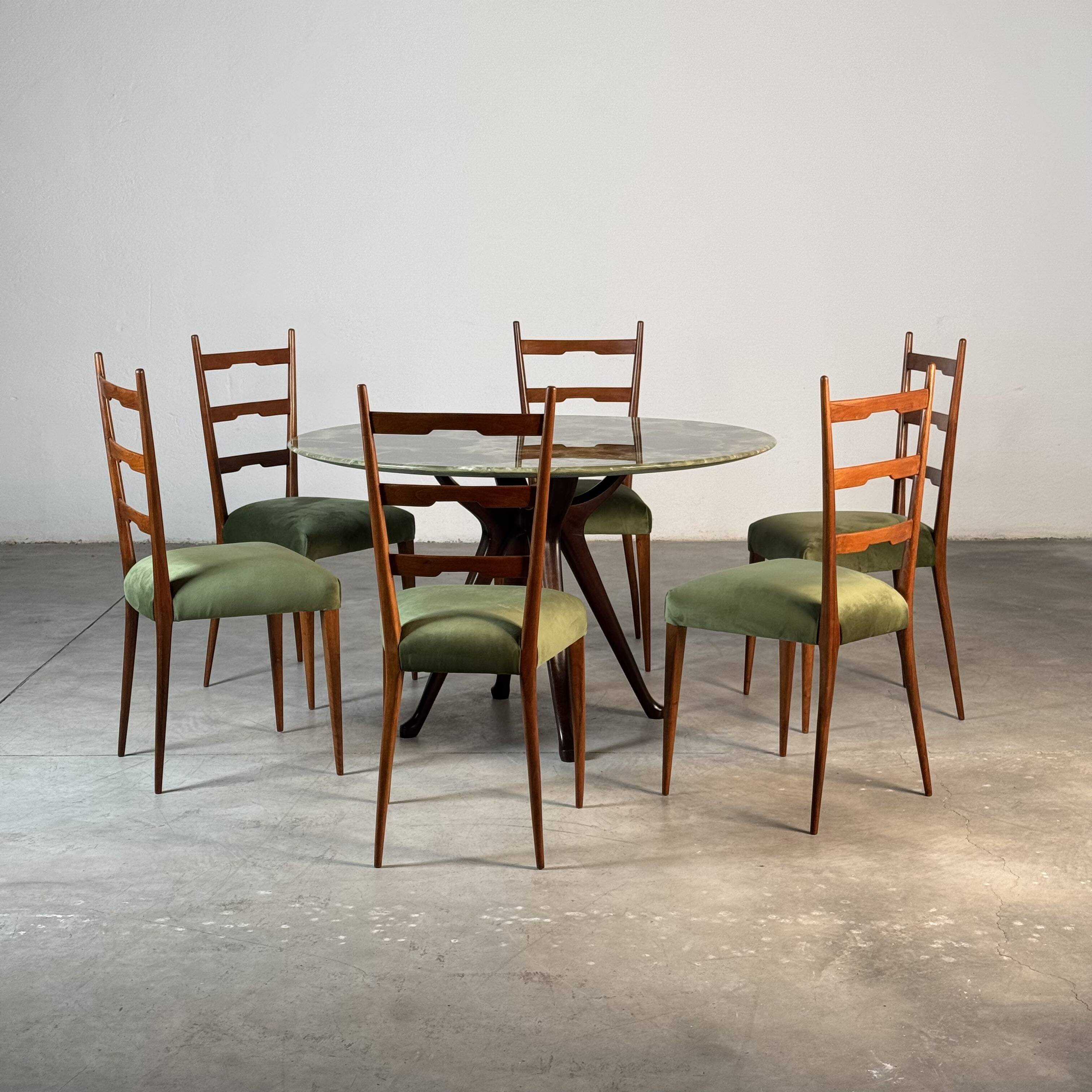 Set of six dining room chairs attributed to Gio Ponti, Italy, 1950.