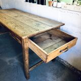 Farm table