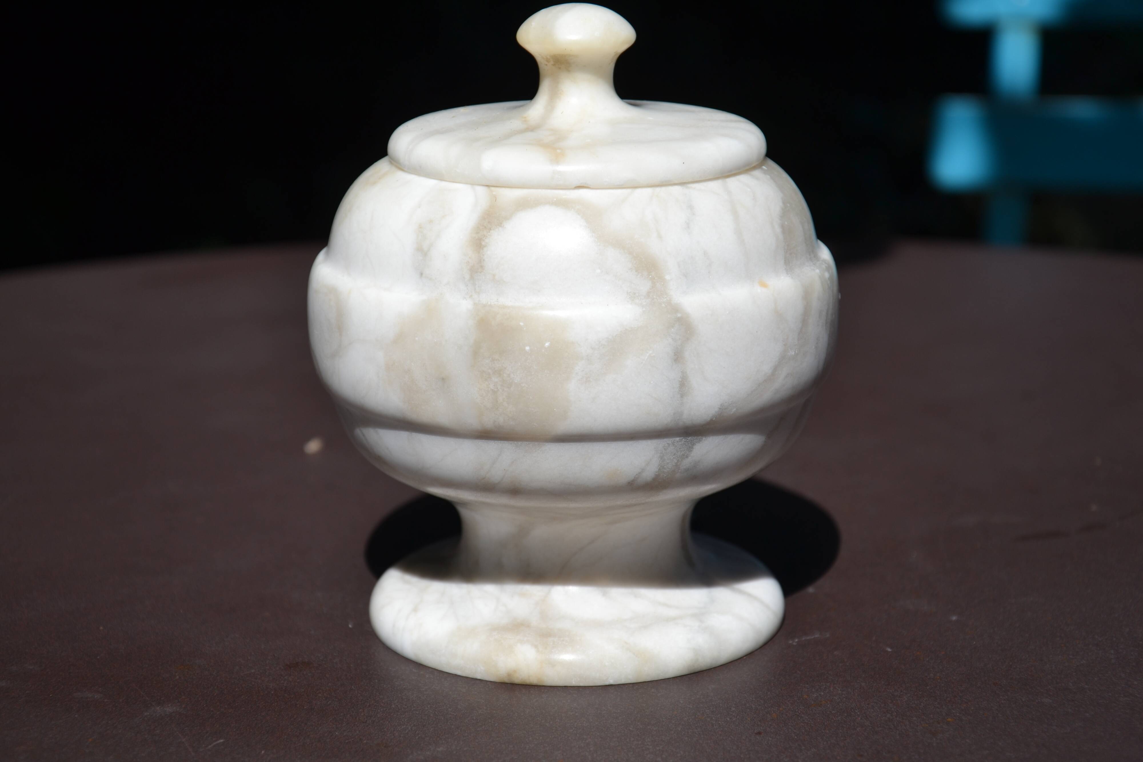 Marble bonbonnière