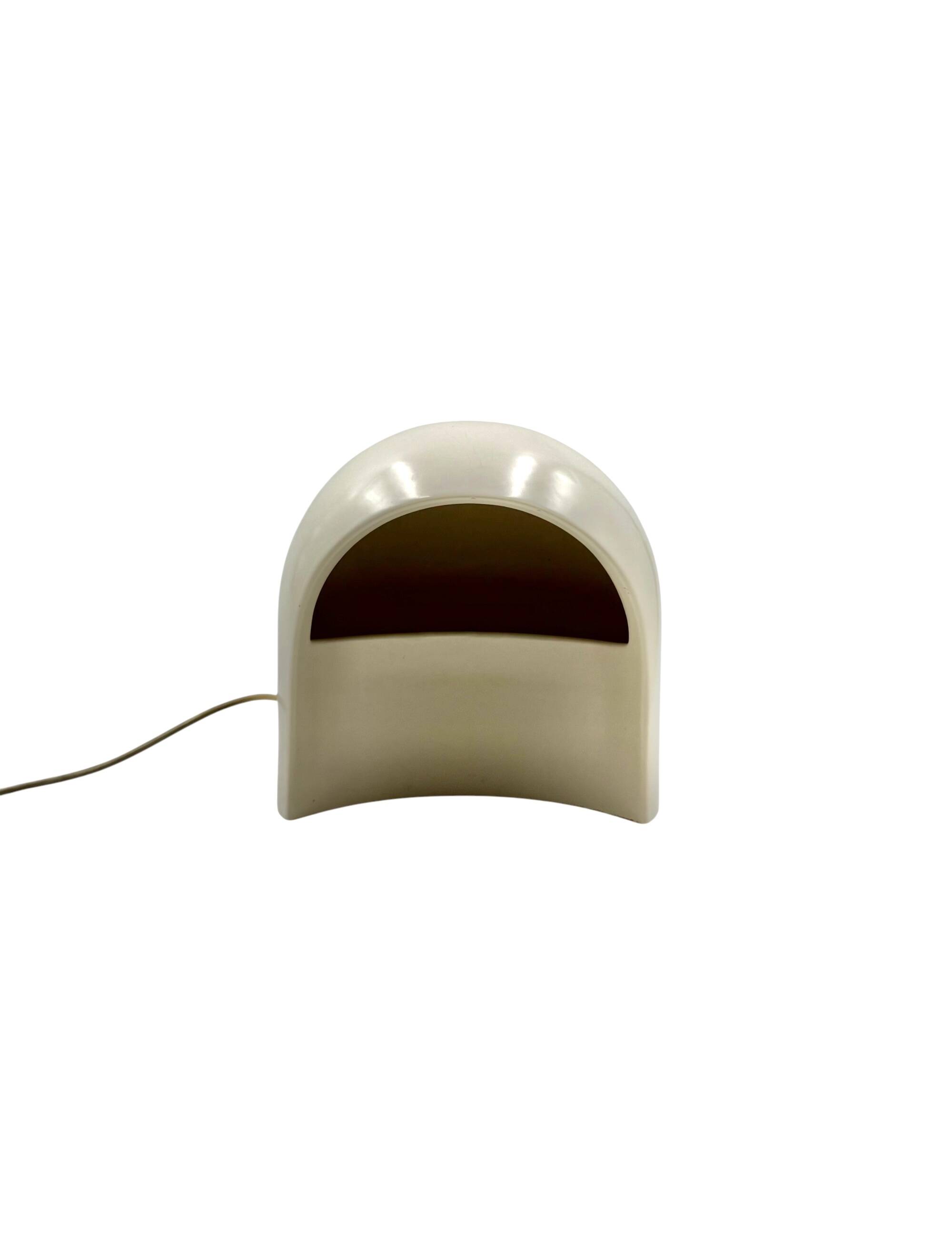 Organic white ceramic table lamp, Italy 1970