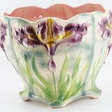 Large cache pot iris dabbling of St. Clement