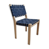 Alvar Aalto dining chair produced by Artek, model 611