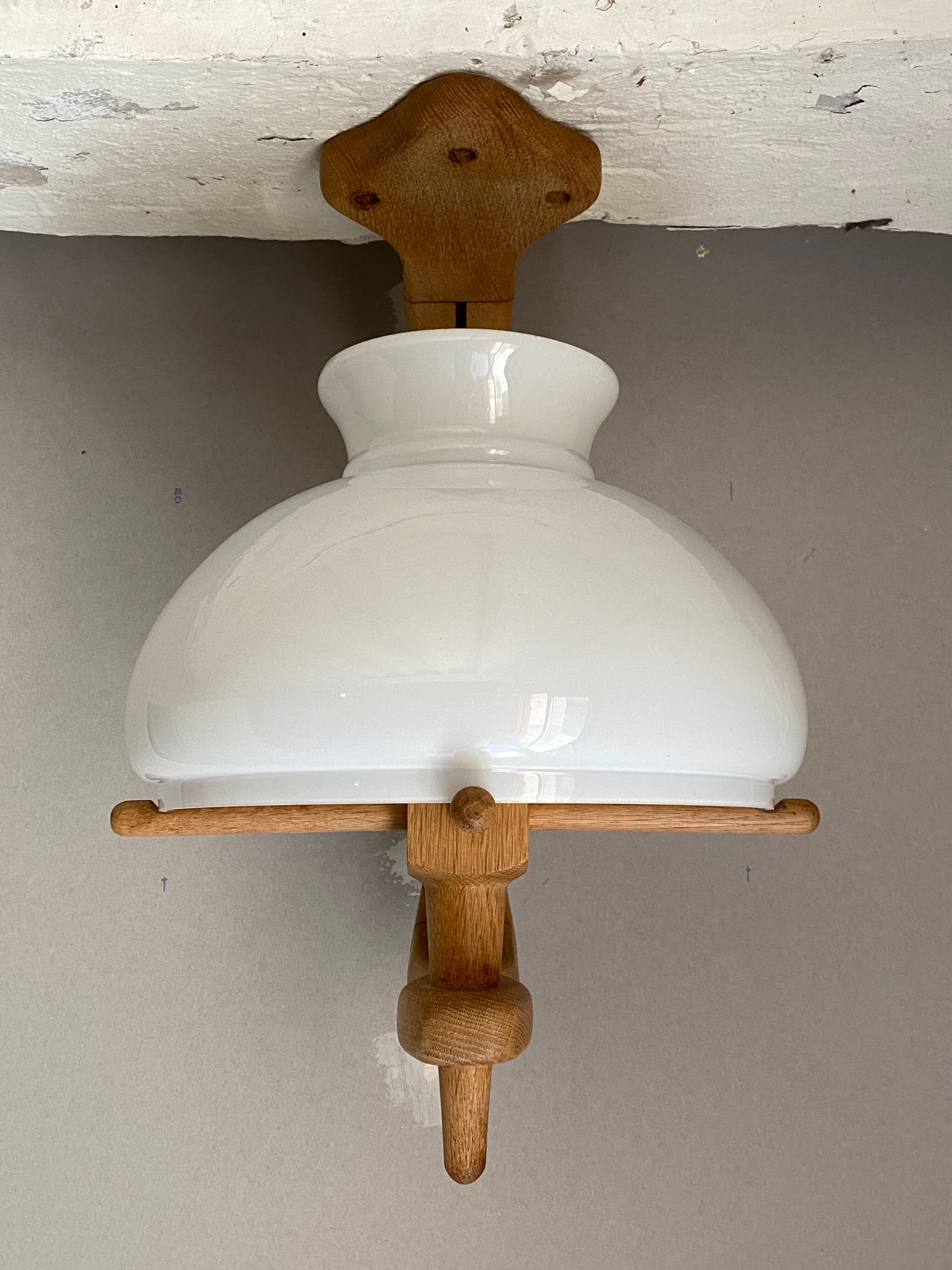Oak ceiling lamp Guillerme & Chambron 1950
