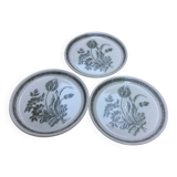 3 dinner plates