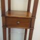 Etagère sur pied