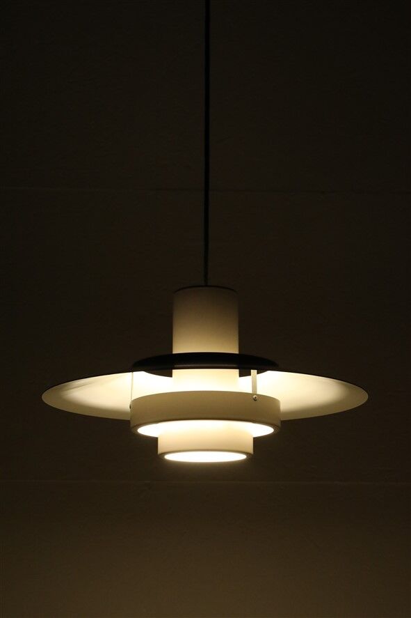 Fog & Mørup "Falcon" pendant lamp / Andreas Hansen / Mid-century Danish modern design / 1960s / 1970s