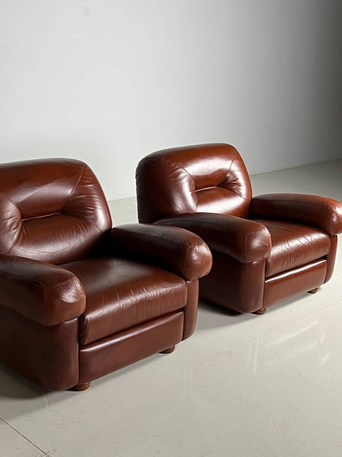 Itslian design chairs