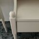 Paire de chevets scandinaves en bois blanc