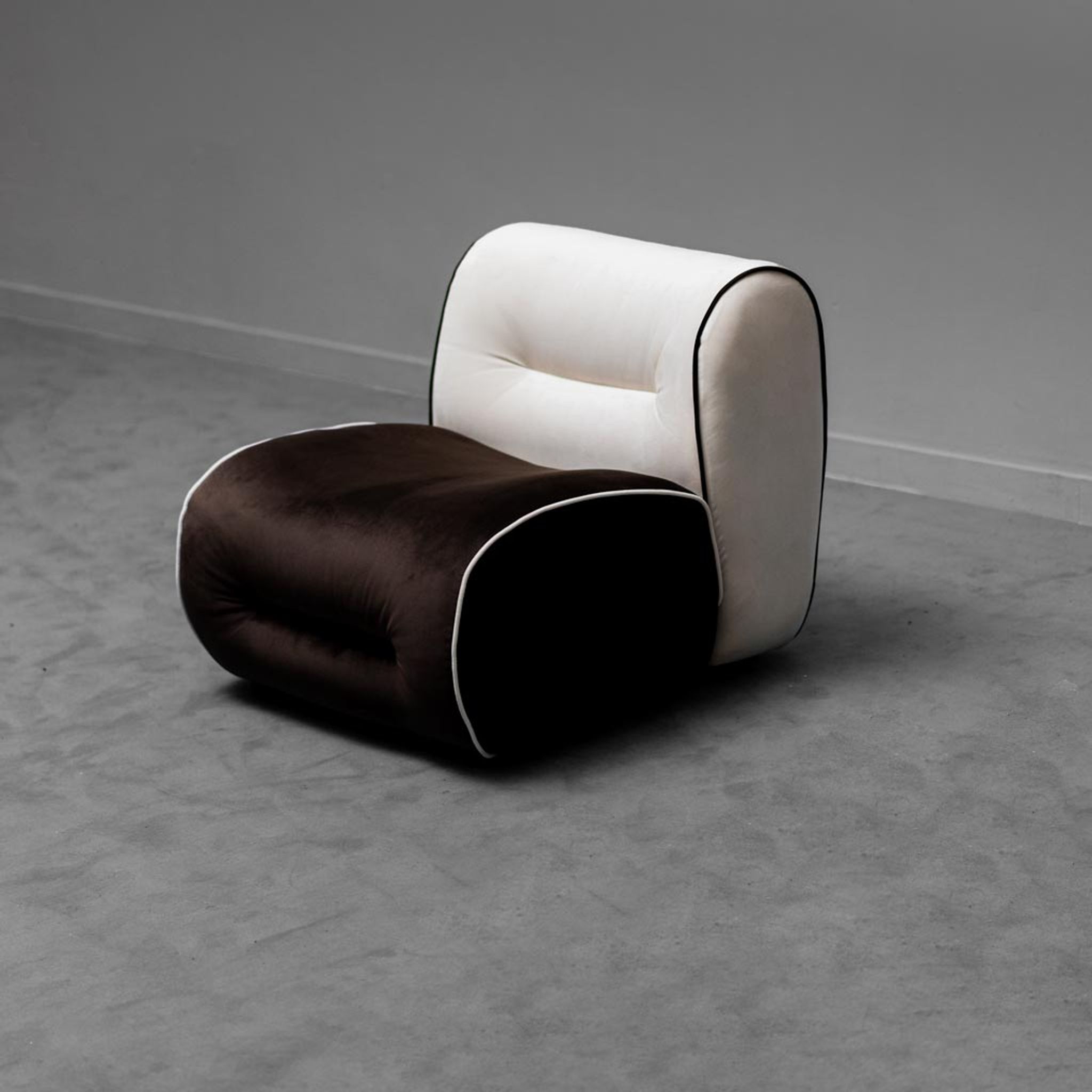 Fauteuil velours 1970