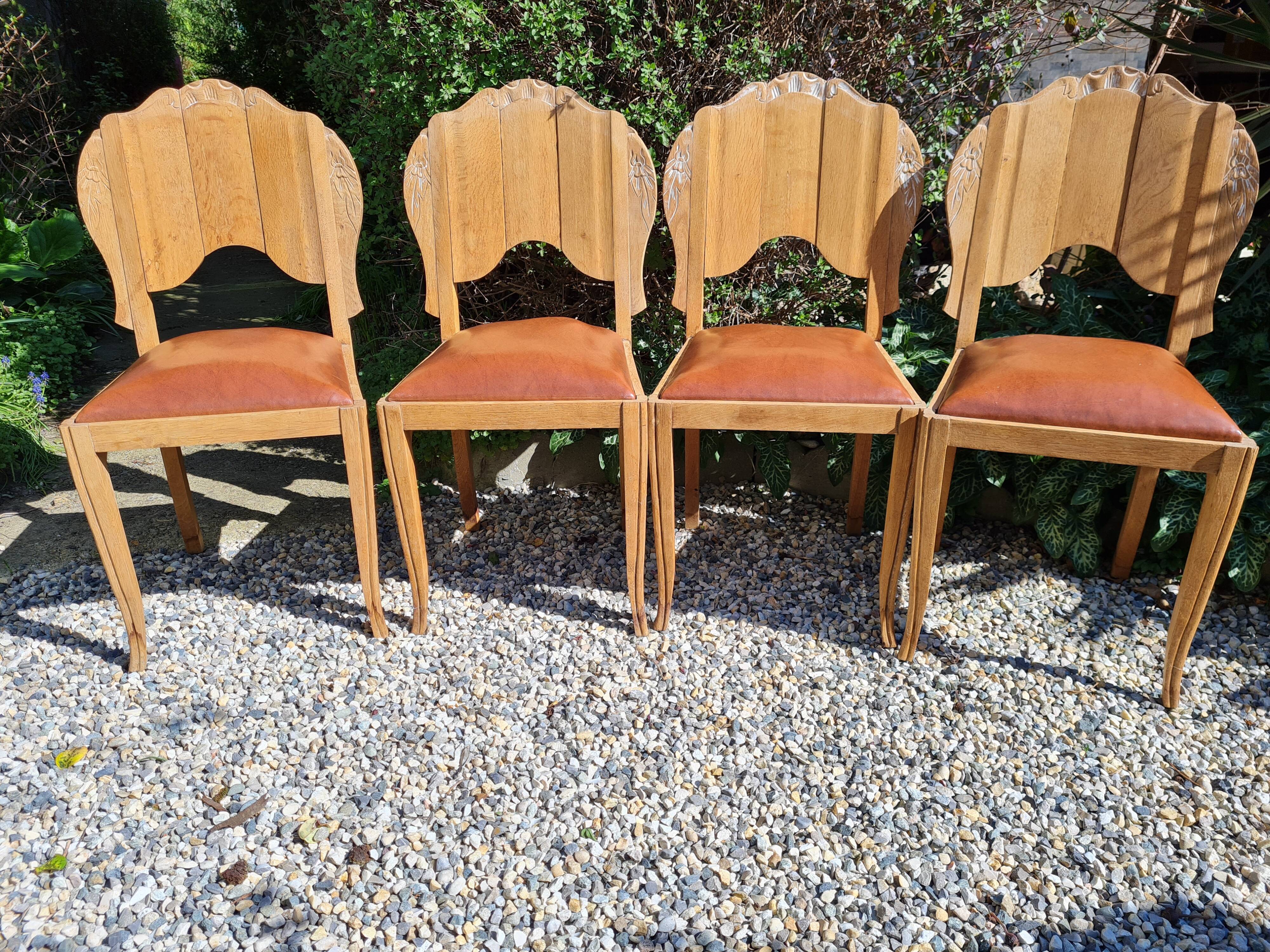 Set of art deco chairs in wood and skaï