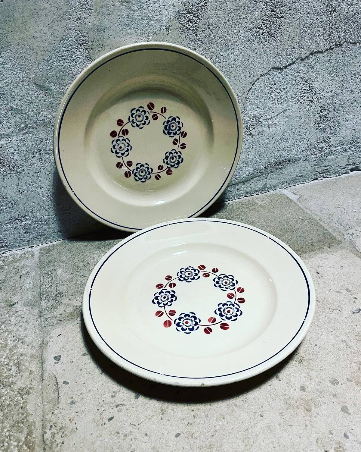 Large Badonwiller serving dish 1940/50