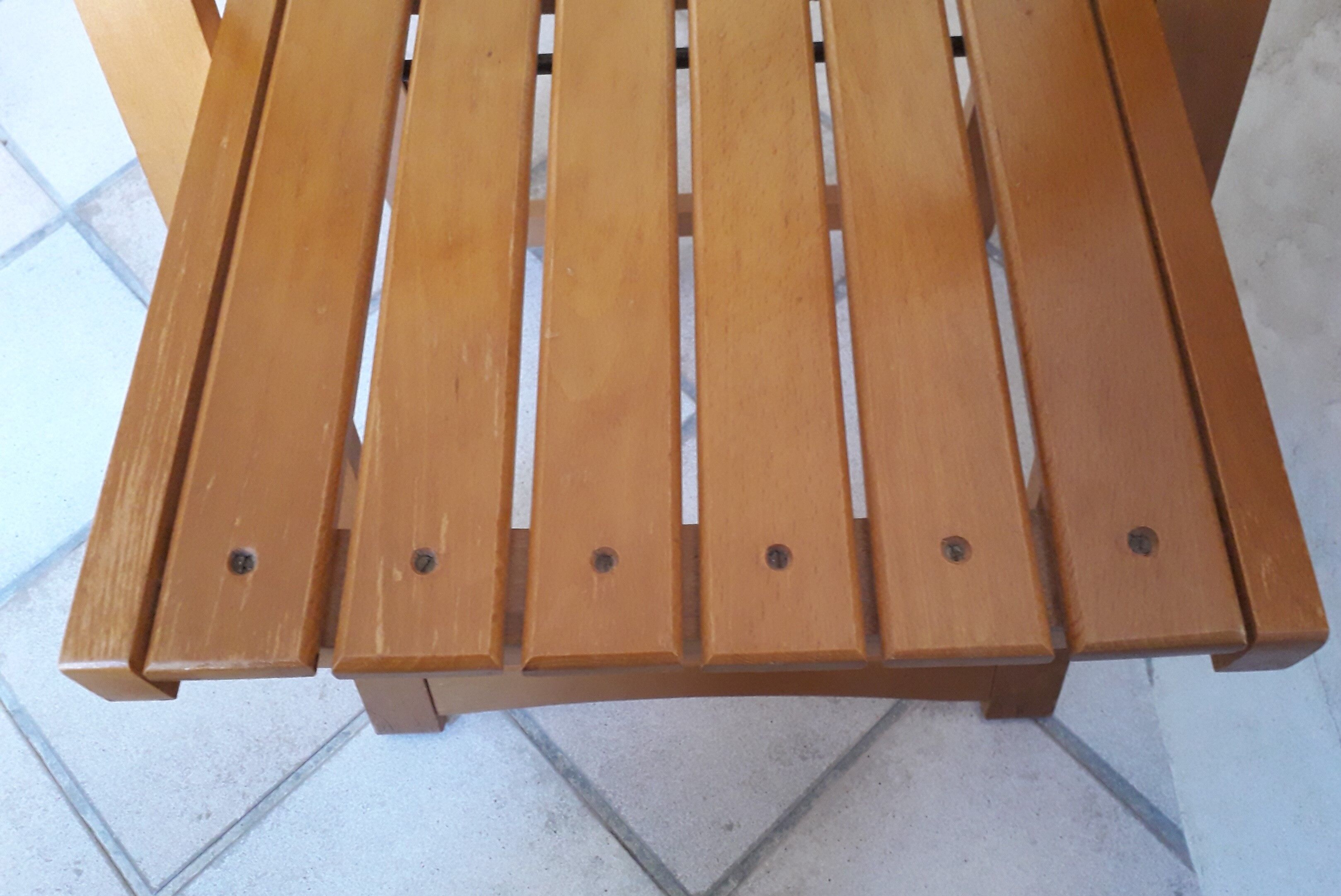 Wooden folding chair