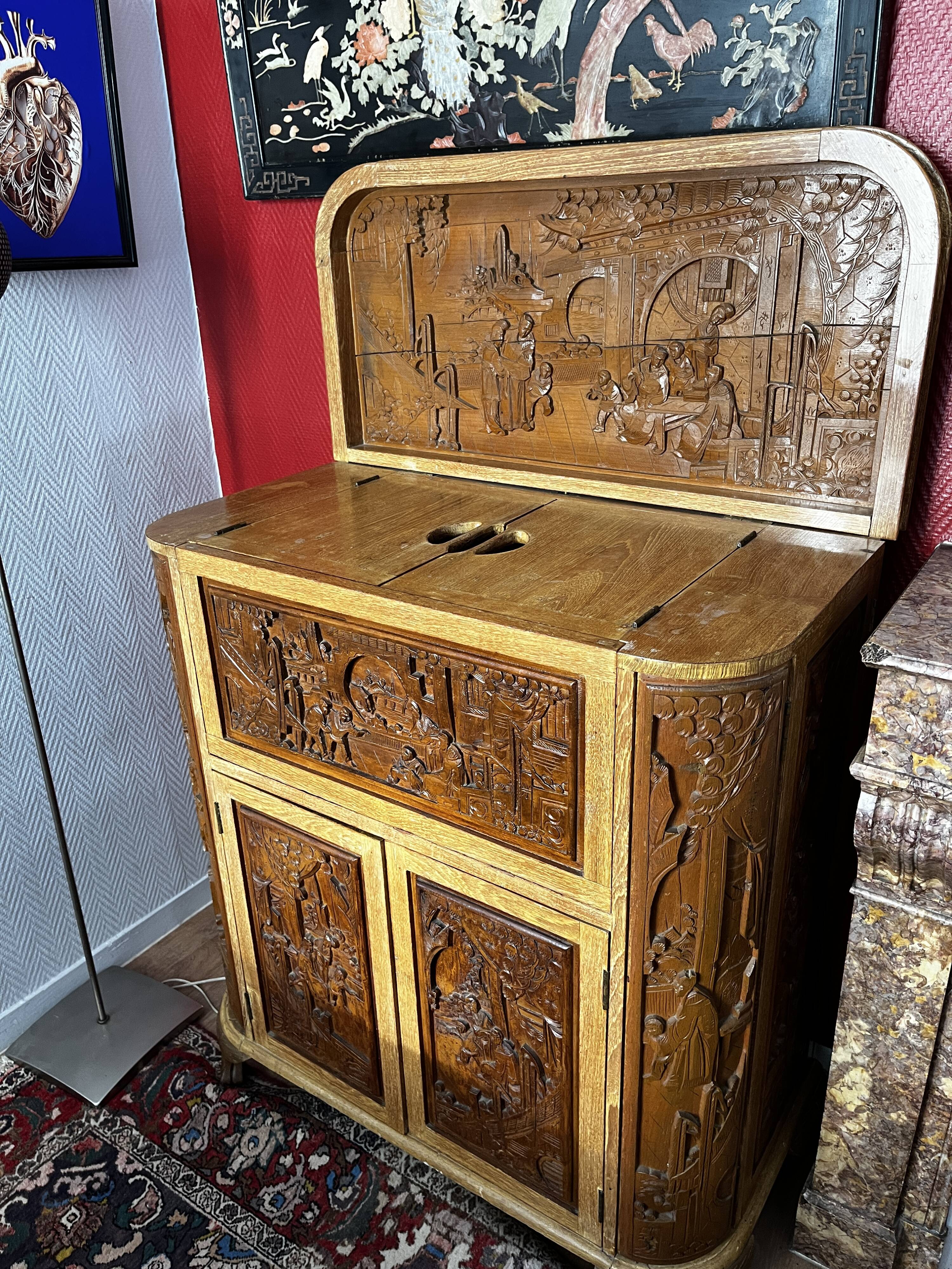 Buffet/Bar