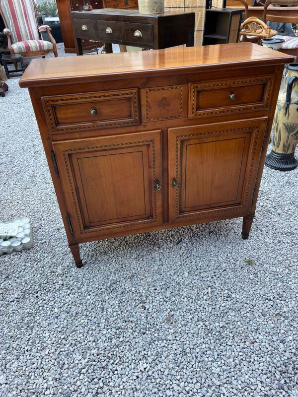Buffet bas ancien marqueté