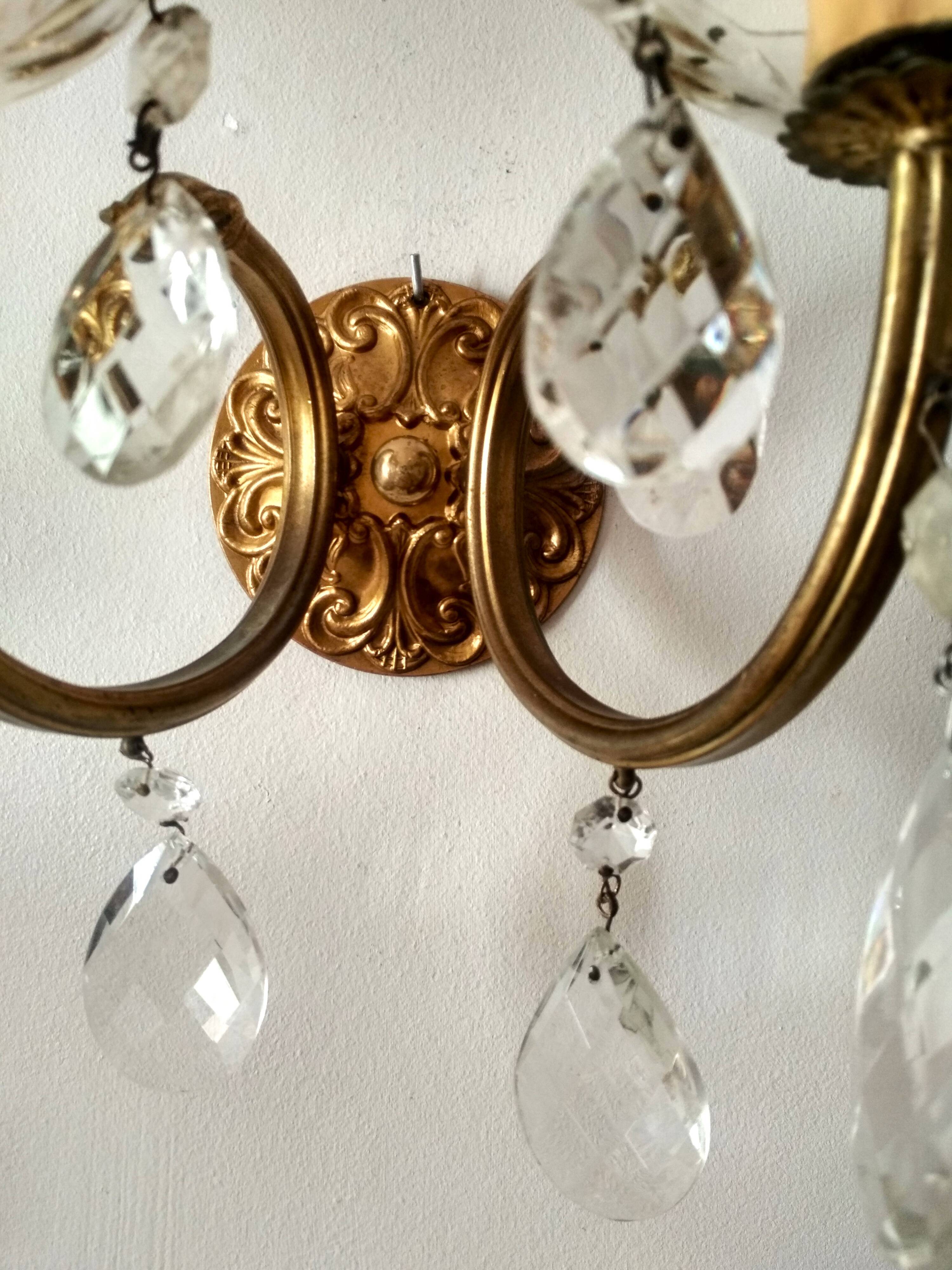 Golden brass wall light and crystal pendants - 2-light rococo light