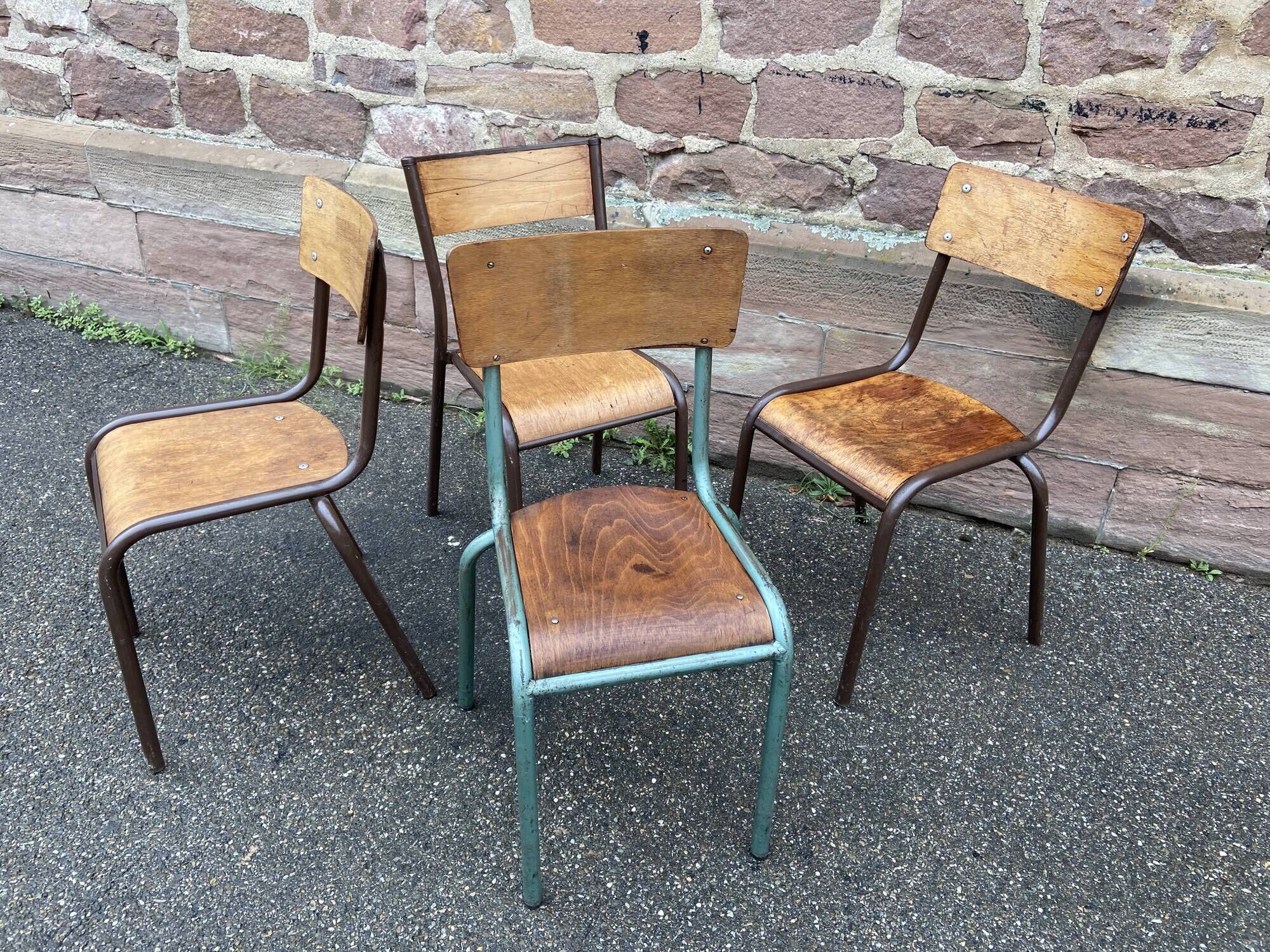 Lot de 4 chaises industrielles école vintage collectivités mullca 6