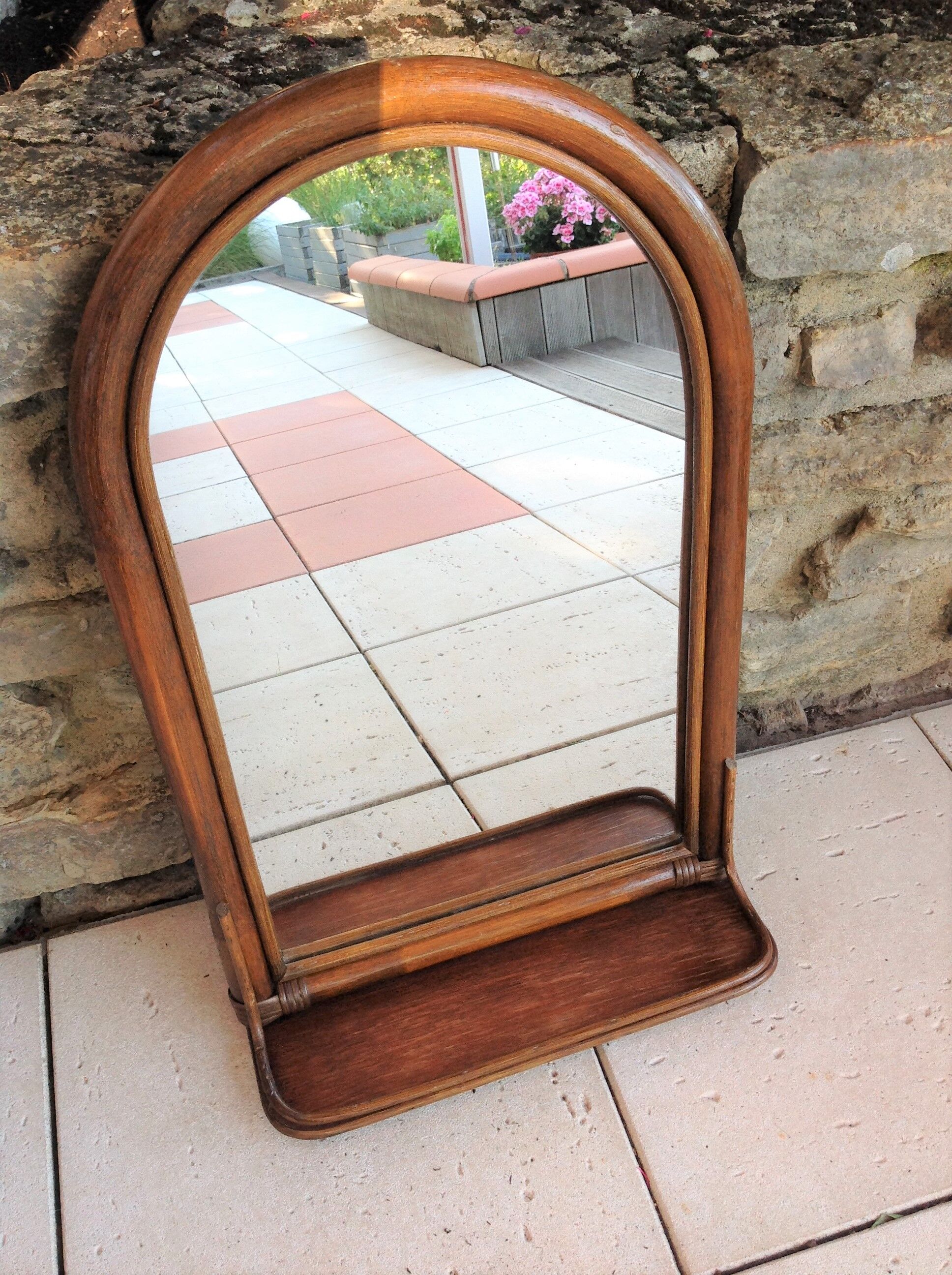 Arched rattan mirror with shelf/vintage 60s-70s