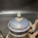 Teapot and milk jug set