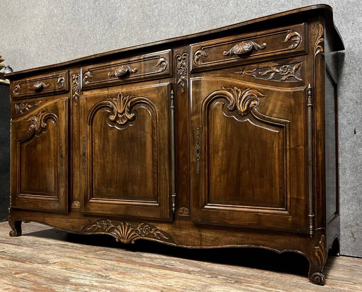 Louis XV style Provençal sideboard in walnut