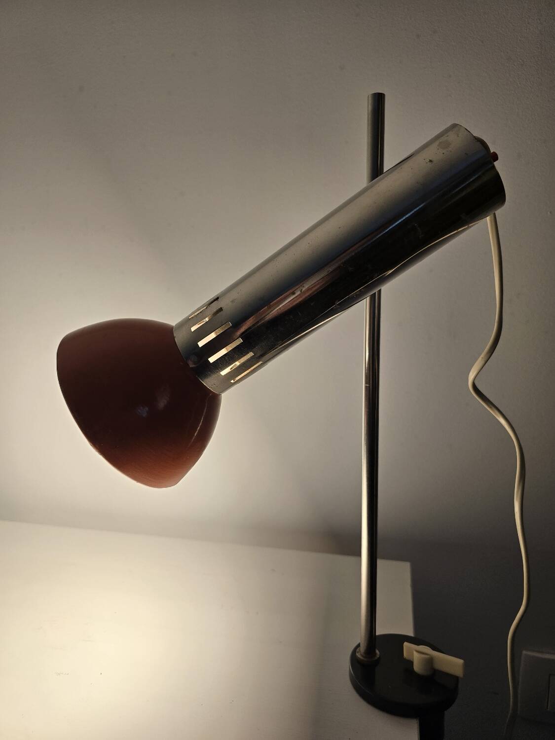 Lampe de bureau chromée Space Age, années 70