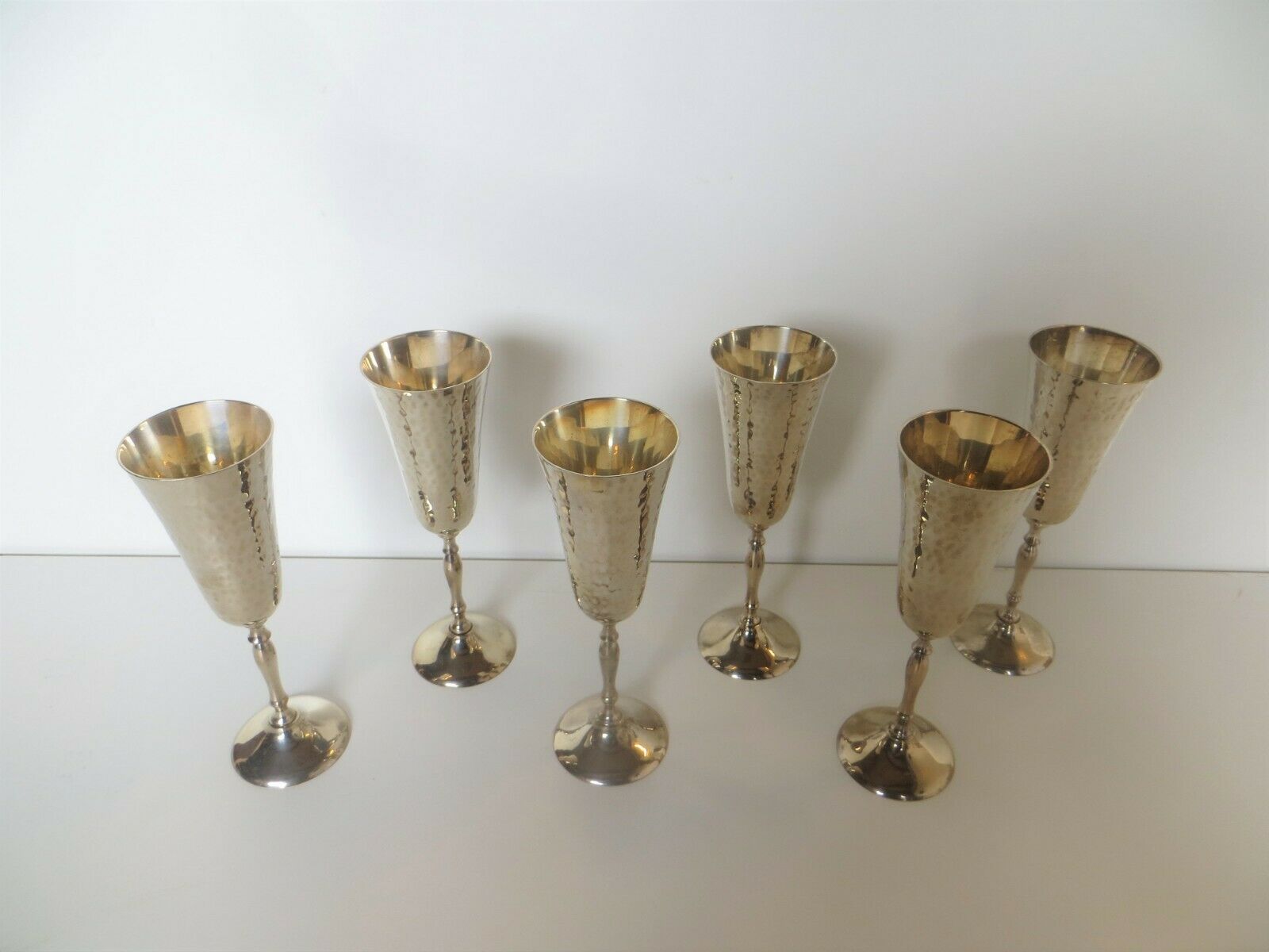 6 champagne flutes