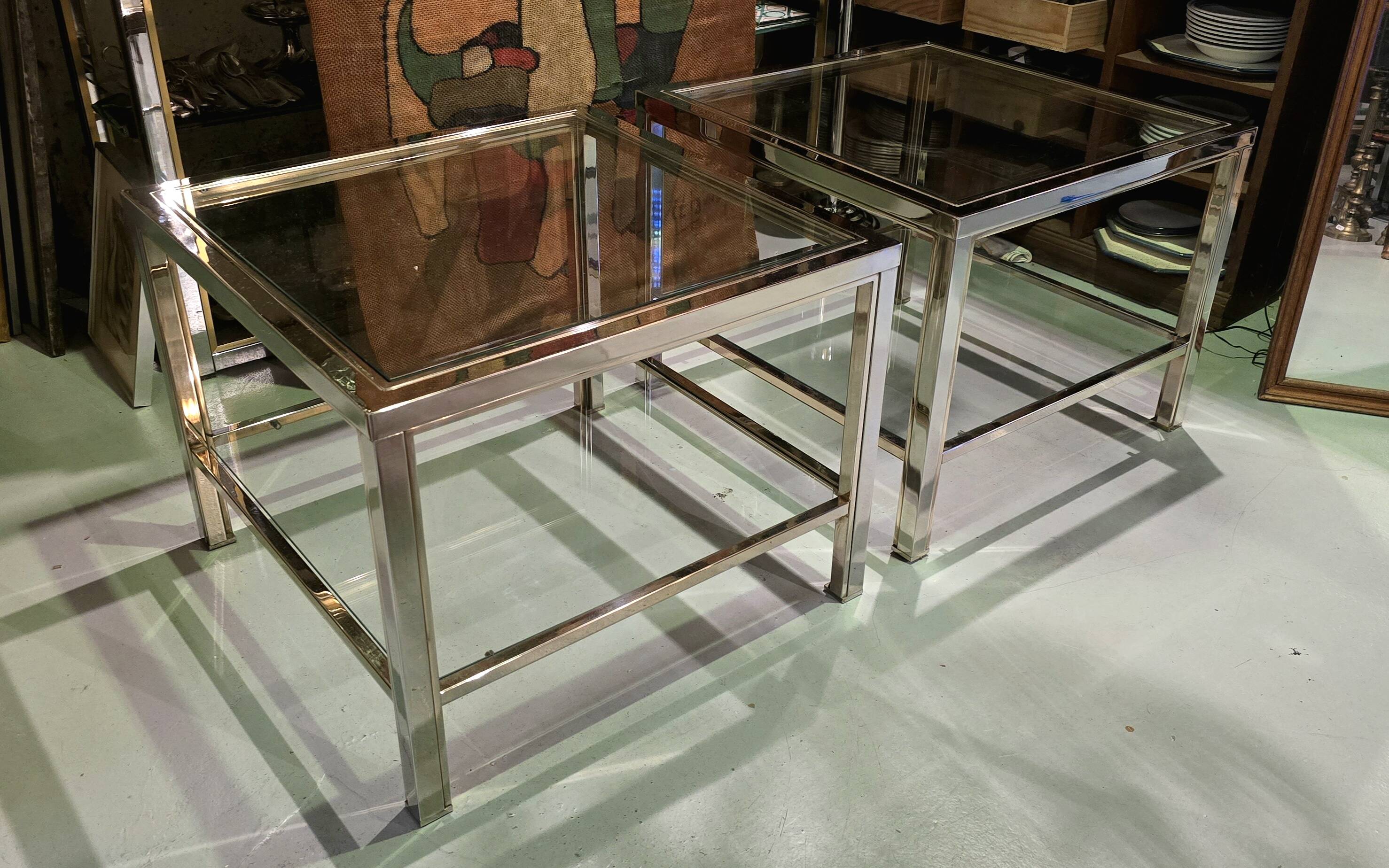 Paire de bouts de canapé ou tables d’appoint, Maison Charles, France