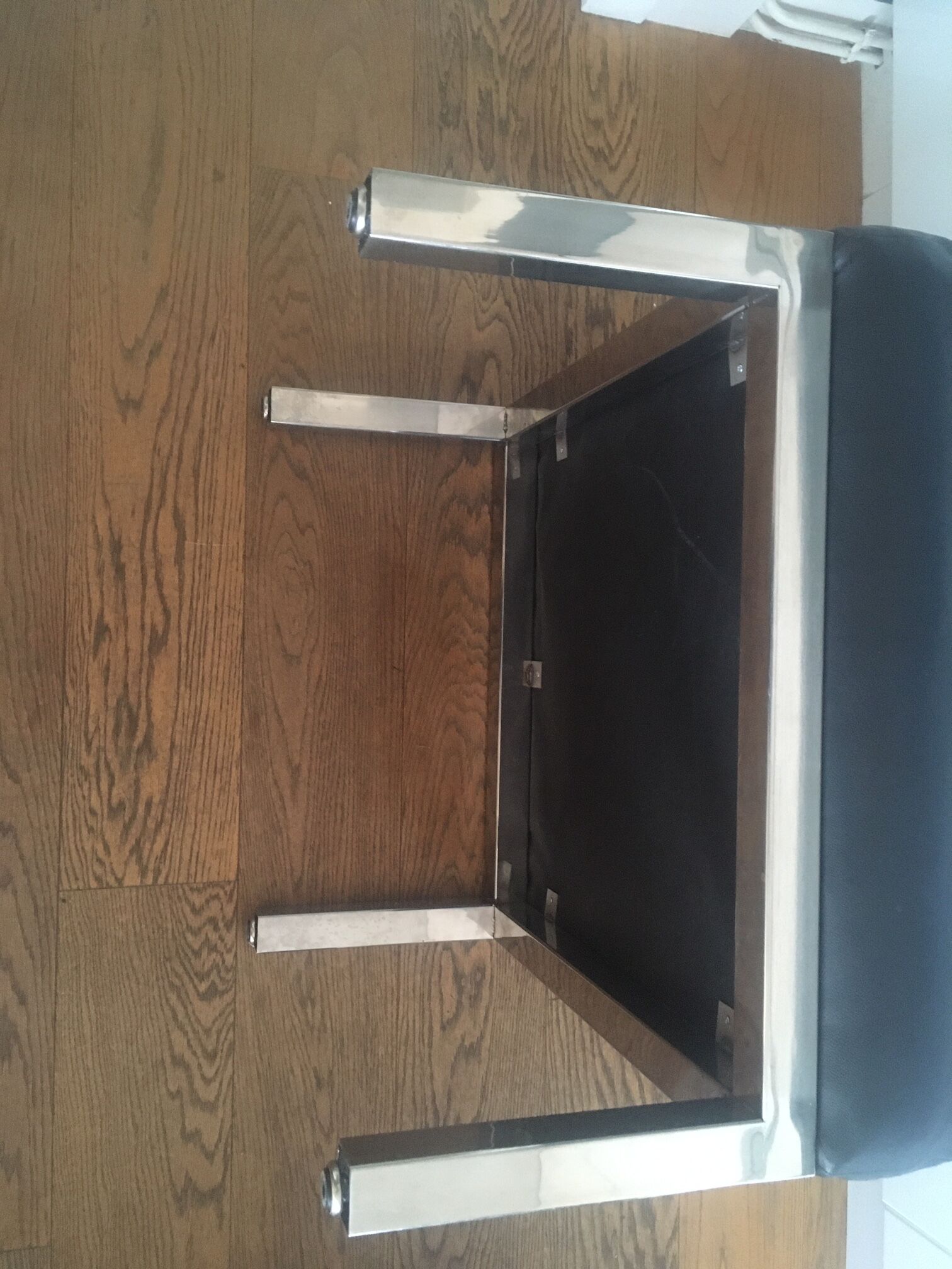 Metal and black heart pouf